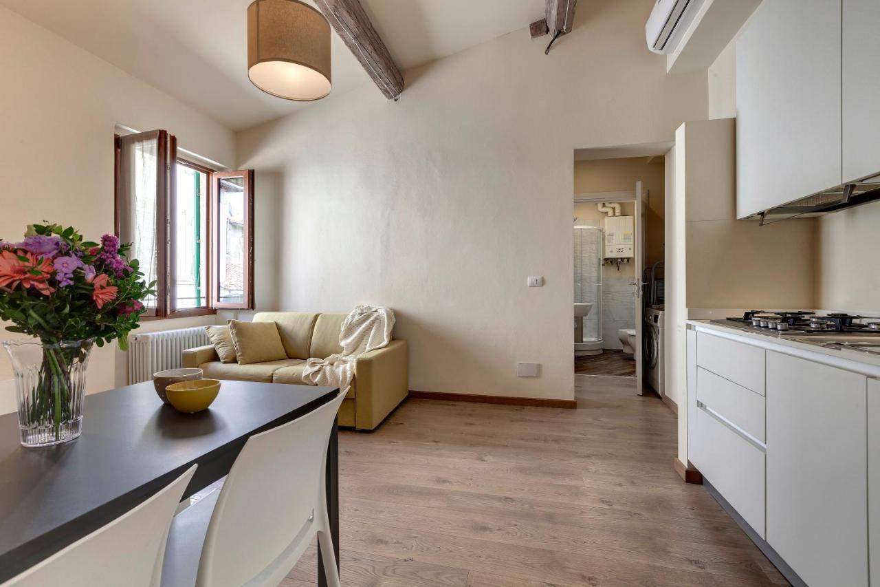 Santa Reparata Apartment By Mamo Florencie Exteriér fotografie